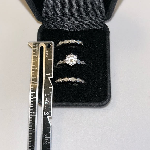 Diamonique 3-Piece Bridal Set size 6 - Picture 4 of 14